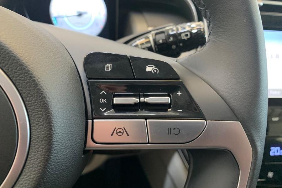 Hyundai Tucson à Niort : 1.6 T-GDi 150 iBVM Smart (Intuitive) - photo 18